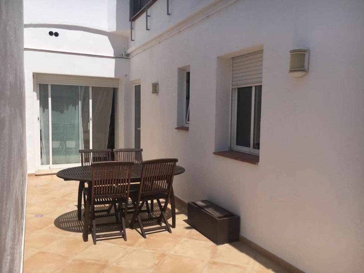 Nice And Quiet Flat In Premia De Mar Hutb 외부 사진