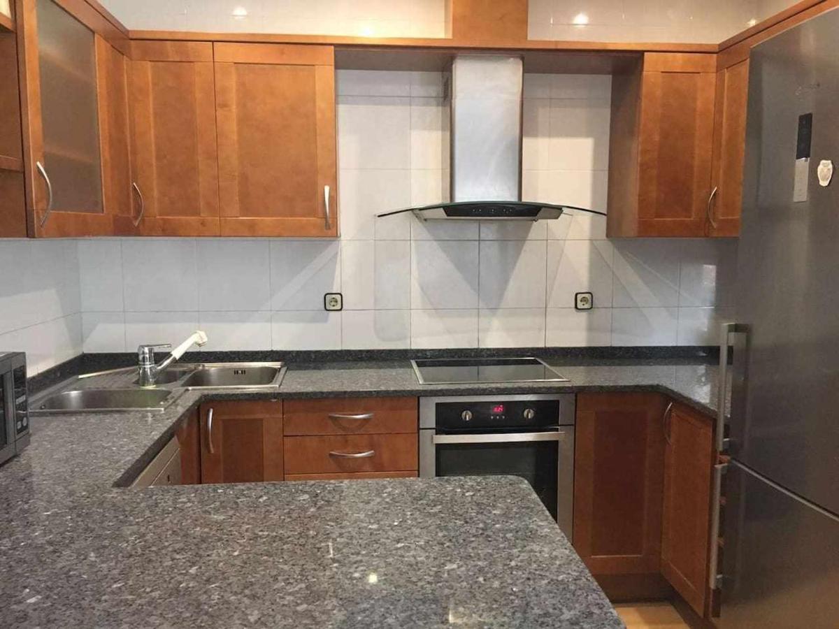 Nice And Quiet Flat In Premia De Mar Hutb 외부 사진